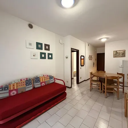 Residenza Emilia 리도 델리 에스텐시